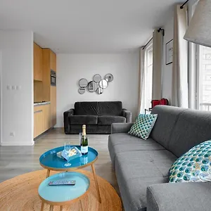Apartment 161 Raphael - Superbe A, Paris