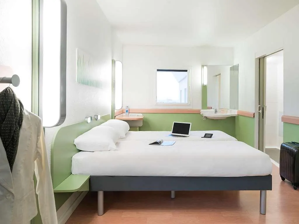 Ibis Budget Paris Porte De Montmartre Saint-Ouen  Hotel