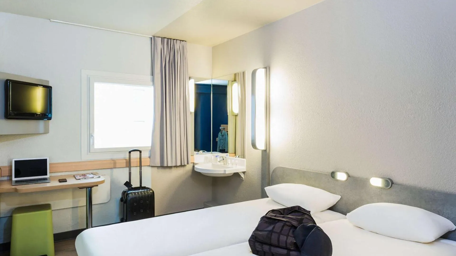 Ibis Budget Paris Porte De Montmartre Saint-Ouen  Hotel Saint-Ouen (Seine-Saint-Denis)