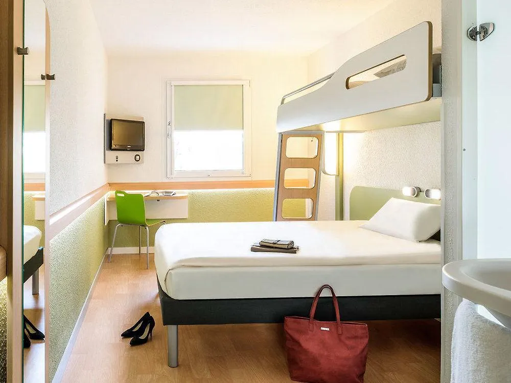 ** Hotel Ibis Budget Paris Porte De Montmartre Saint-Ouen  France