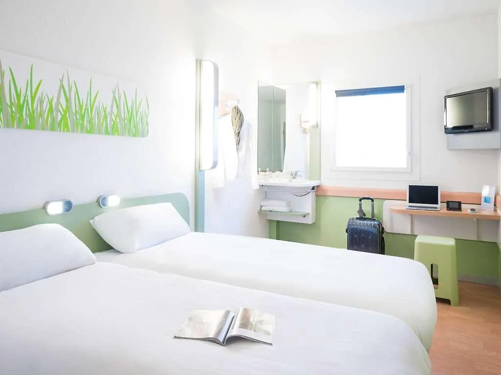 **  מלון סן-קואן Ibis Budget Paris Porte De Montmartre צרפת